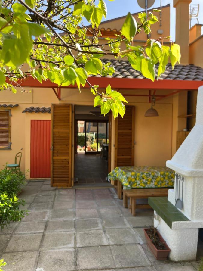 La Buganvilla Sirolo Luaran gambar
